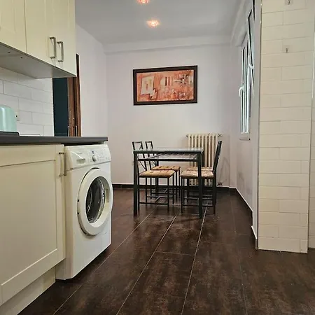 R2R - Apartamento Con Vistas Al Parque - 10A05